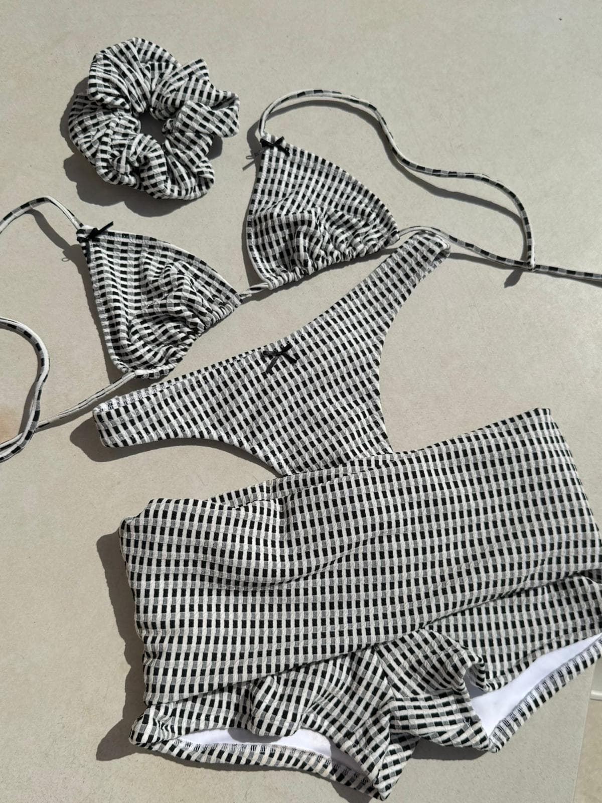 Monaco black & white - scrunchie - תמונה 2 מתוך 2